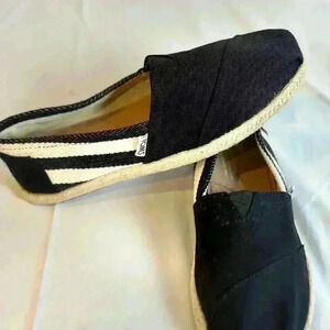 NWOT! - TOMS Womens Stripe University Espadrille Loafer Black Canvas (Size 8)